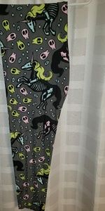 Lularoe TC2 Skull-Icorn Leggings